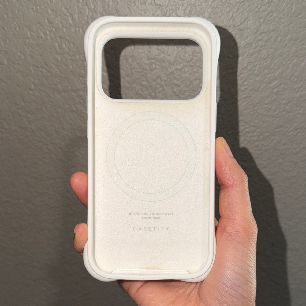 Casetify iPhone 17 pro ripple case - Picture 2 of 2